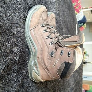 Lowa Renegade Leather Lined Mens Hiking Boot